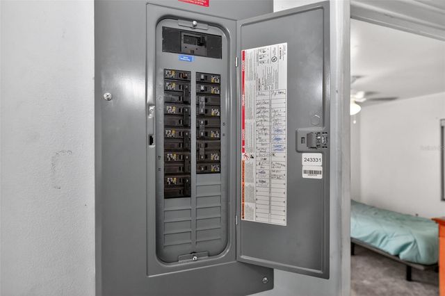 10223 N ARMENIA AVENUE, Tampa, FL 33612