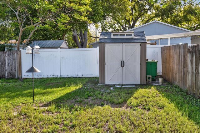 10223 N ARMENIA AVENUE, Tampa, FL 33612