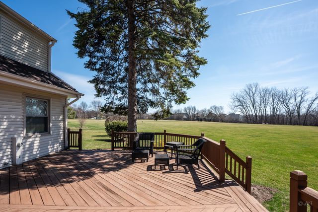 1123 Juniper Parkway, Libertyville, IL 60048