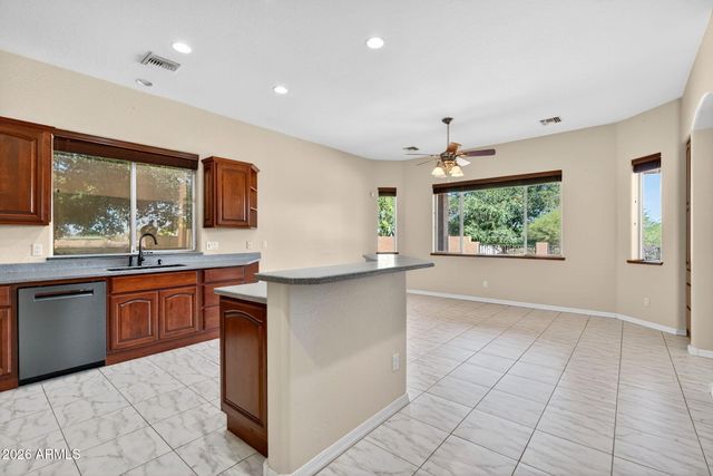 17836 E HAPPY Road E, Queen Creek, AZ 85142