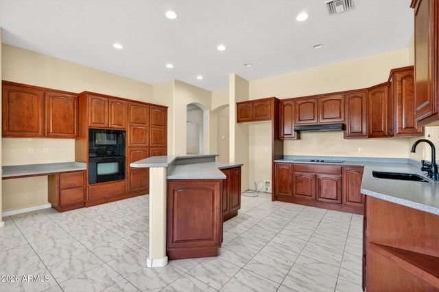 17836 E HAPPY Road E, Queen Creek, AZ 85142