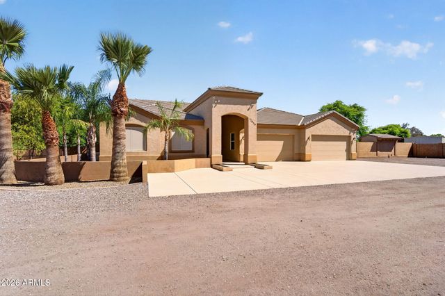 17836 E HAPPY Road E, Queen Creek, AZ 85142