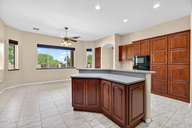 17836 E HAPPY Road E, Queen Creek, AZ 85142