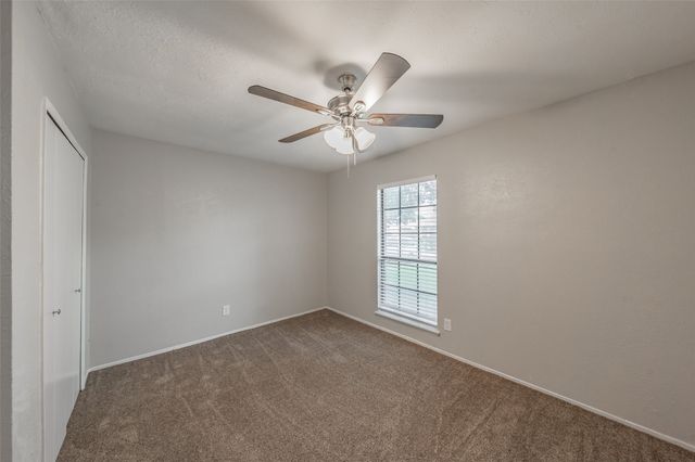 6925 Sandstone Court, Fort Worth, TX 76120