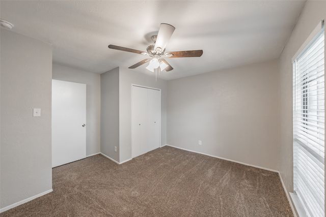 6925 Sandstone Court, Fort Worth, TX 76120