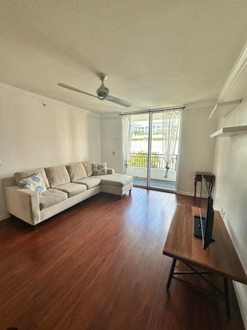 600 S Dixie Highway 621, West Palm Beach, FL 33401