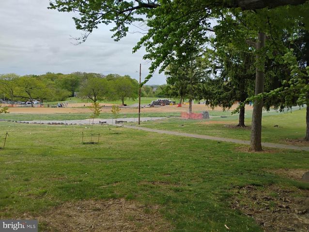 1407 BEECH ST, Wilmington, DE 19805