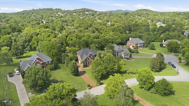 9236 Prestmoor Pl, Brentwood, TN 37027