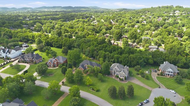9236 Prestmoor Pl, Brentwood, TN 37027