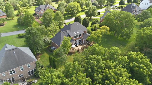 9236 Prestmoor Pl, Brentwood, TN 37027