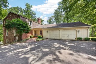 3200 N Browncliff Lane, Bloomington, IN 47408