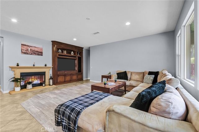 27126 Coral Bells Way, Murrieta, CA 92562