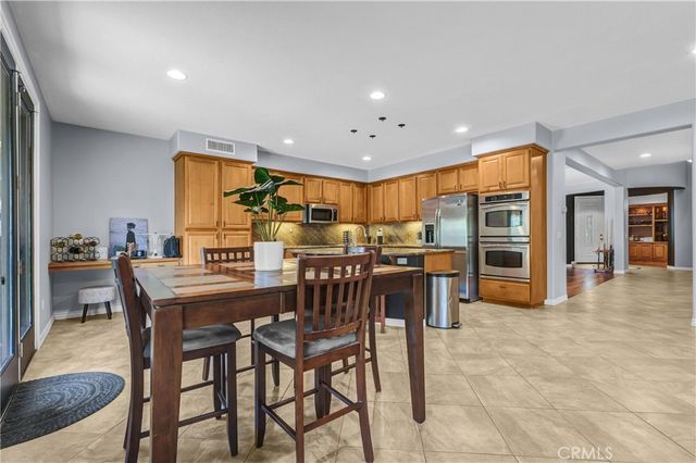 27126 Coral Bells Way, Murrieta, CA 92562