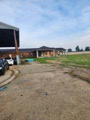 2210 N Grantland Avenue, Fresno, CA 93723