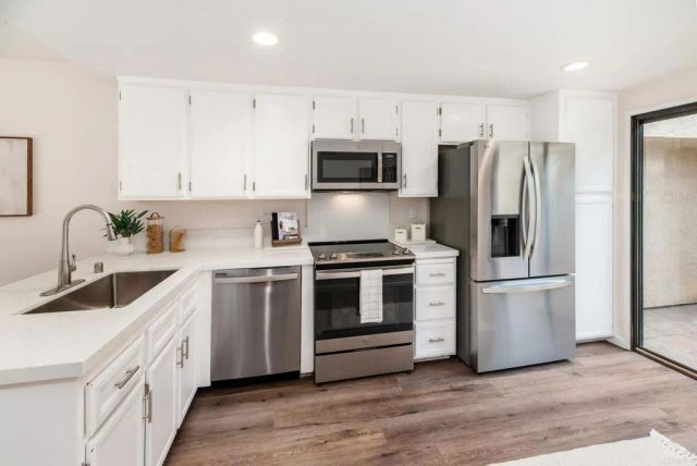 10487 Crosscreek, San Diego, CA 92131