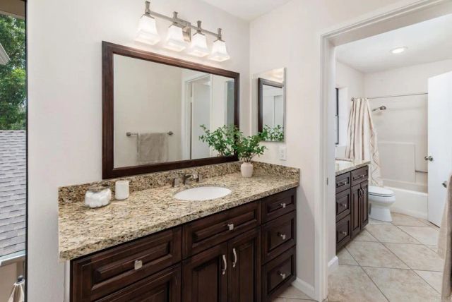 10487 Crosscreek, San Diego, CA 92131