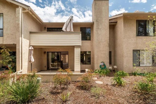 10487 Crosscreek, San Diego, CA 92131