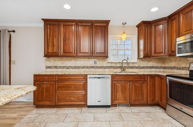 7136 Goshen Road, Goshen Twp, OH 45122