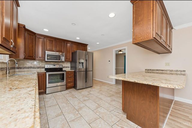 7136 Goshen Road, Goshen Twp, OH 45122