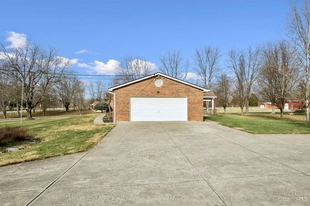 7136 Goshen Road, Goshen Twp, OH 45122