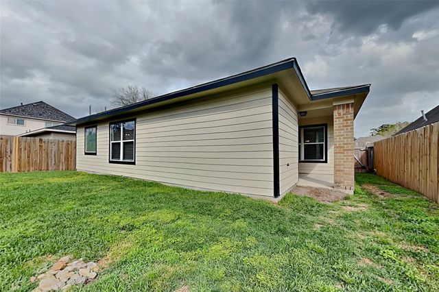 10218 Black Forest Court, Conroe, TX 77385