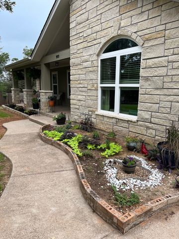 203 Hill Top Drive, Glen Rose, TX 76043