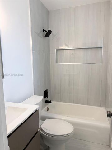 21140 NE 26th Avenue, Miami, FL 33180
