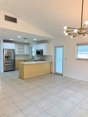 21140 NE 26th Avenue, Miami, FL 33180