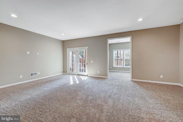 43903 THORNCROFT TER, Ashburn, VA 20148