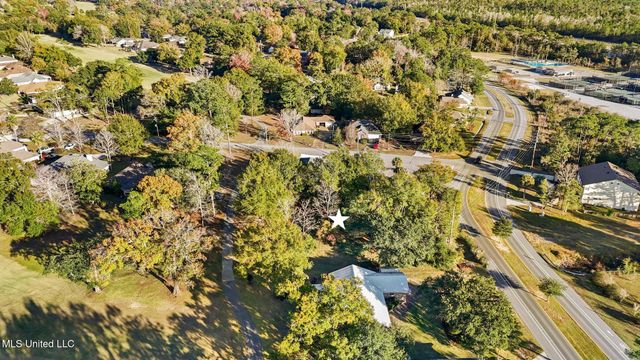67177 E Diamondhead Drive, Diamondhead, MS 39525