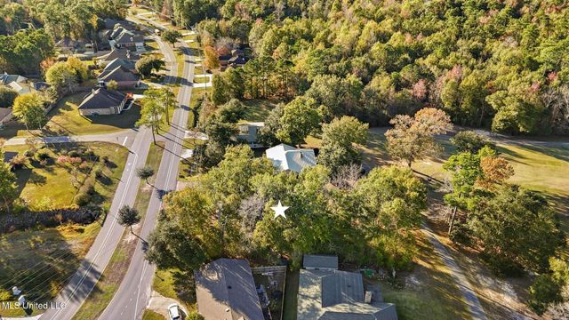 67177 E Diamondhead Drive, Diamondhead, MS 39525