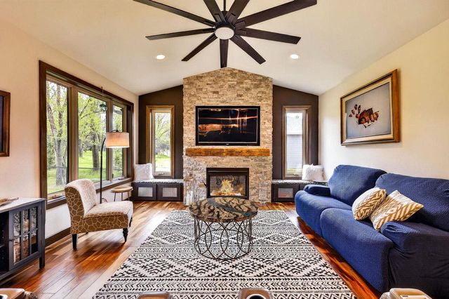 1789 Lunde Circle, Stoughton, WI 53589