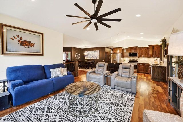 1789 Lunde Circle, Stoughton, WI 53589