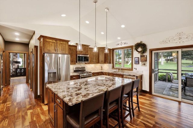 1789 Lunde Circle, Stoughton, WI 53589