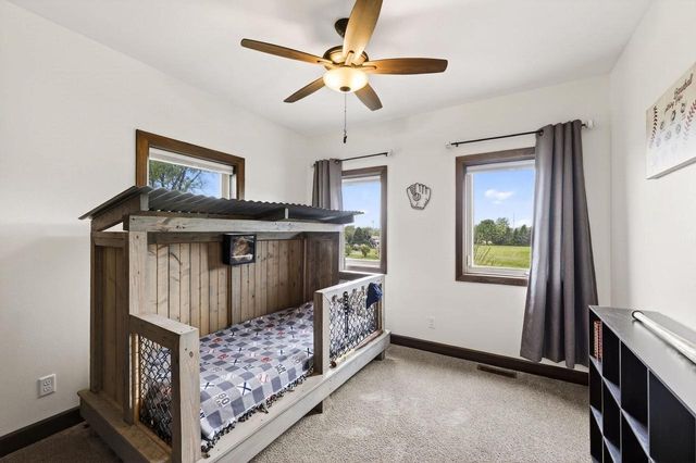 1789 Lunde Circle, Stoughton, WI 53589