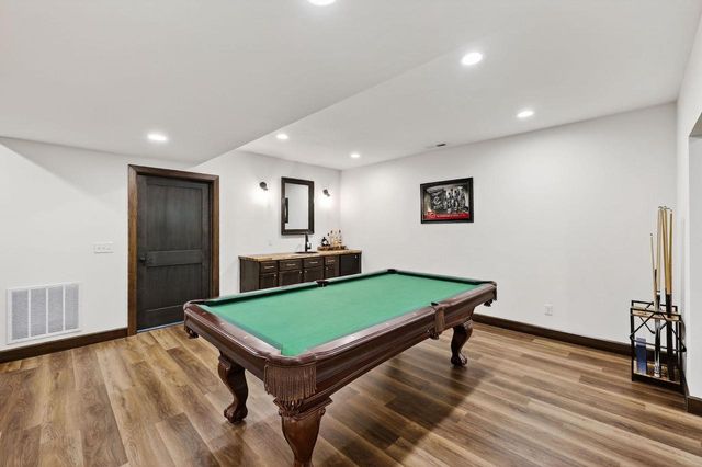 1789 Lunde Circle, Stoughton, WI 53589