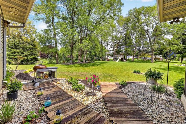 1789 Lunde Circle, Stoughton, WI 53589