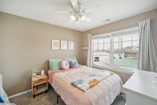 907 NE 49th Street, Ankeny, IA 50021