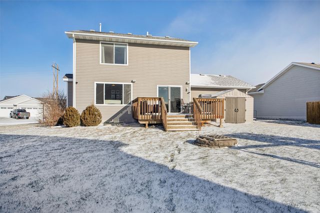 907 NE 49th Street, Ankeny, IA 50021