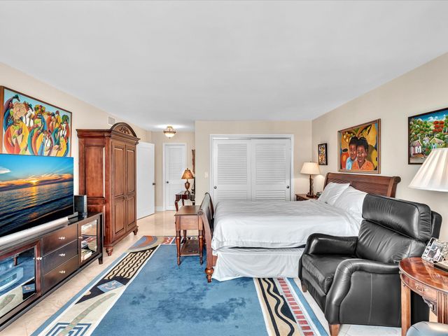 4300 N Ocean Boulevard 15J, Fort Lauderdale, FL 33308