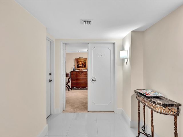 4300 N Ocean Boulevard 15J, Fort Lauderdale, FL 33308