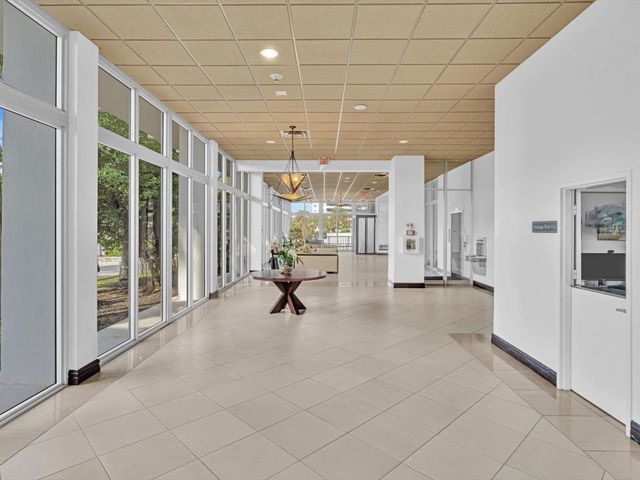 4300 N Ocean Boulevard 15J, Fort Lauderdale, FL 33308