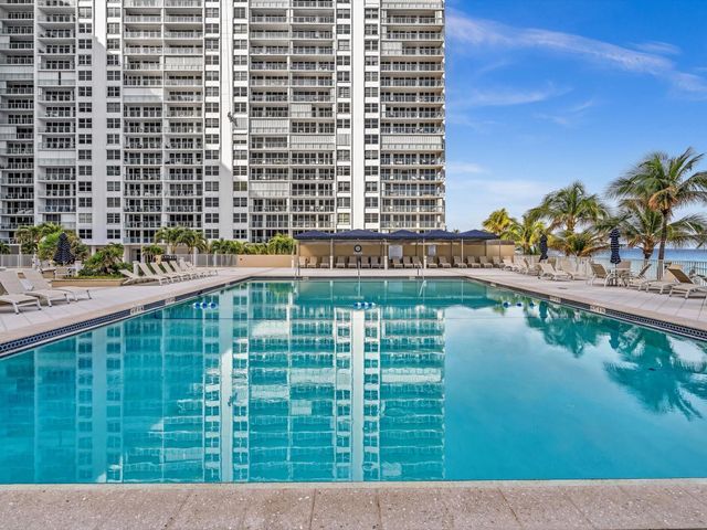 4300 N Ocean Boulevard 15J, Fort Lauderdale, FL 33308