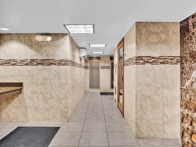 4300 N Ocean Boulevard 15J, Fort Lauderdale, FL 33308