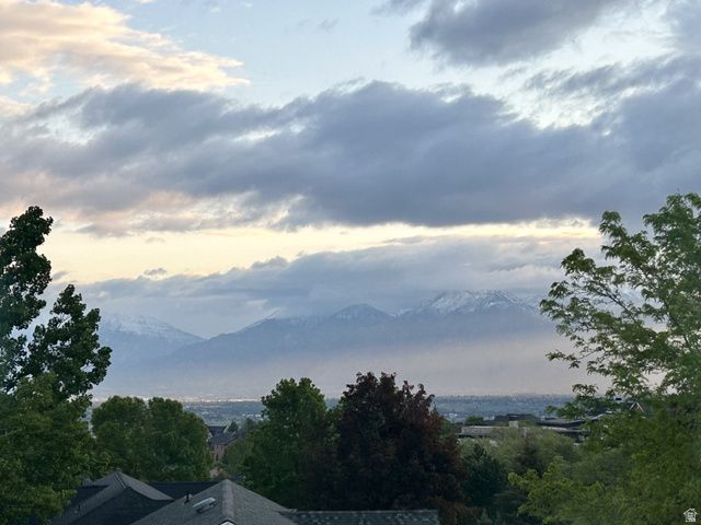 387 N LOAFER RD, Elk Ridge, UT 84651