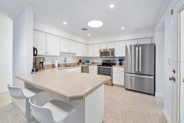 240 OAK DRIVE, Ormond Beach, FL 32176