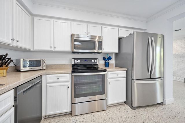 240 OAK DRIVE, Ormond Beach, FL 32176
