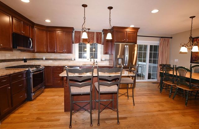 96 Winterberry Lane, Easton, MA 02356