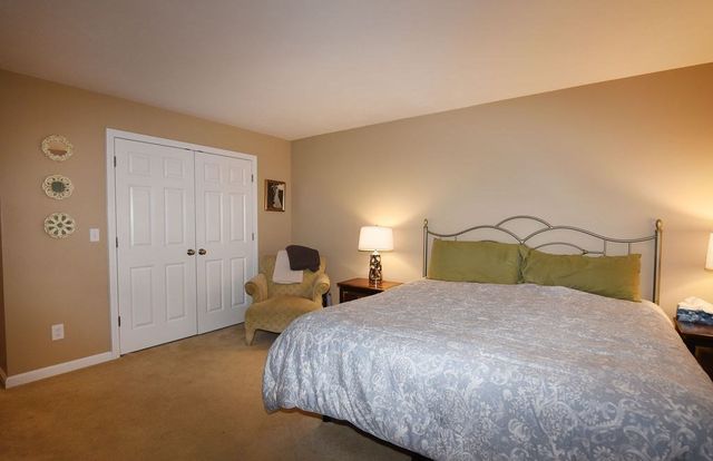 96 Winterberry Lane, Easton, MA 02356