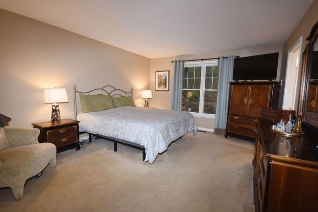 96 Winterberry Lane, Easton, MA 02356